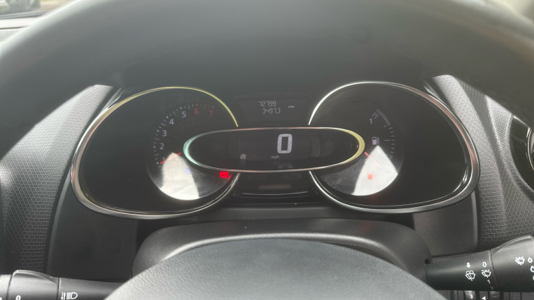 Renault Clio 0.9 TCE 90 Iconic 5dr Petrol Hatchback